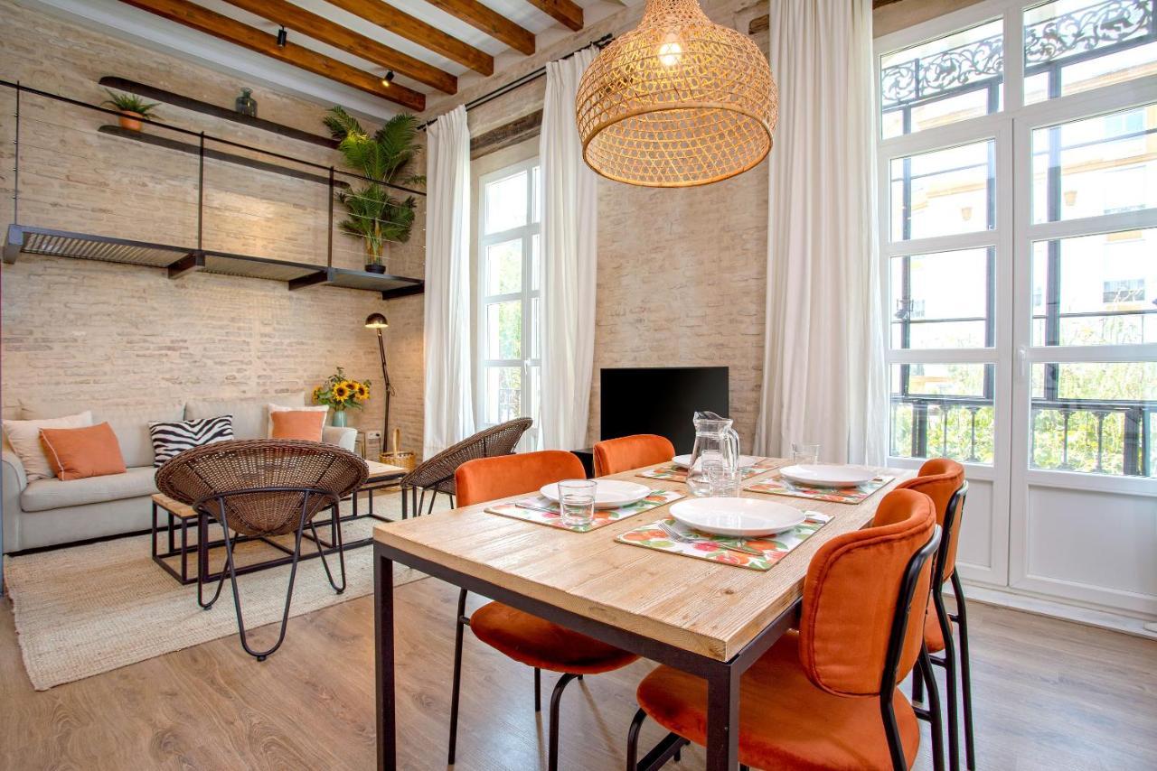 Genteel Home Almirante Lobo Seville Exterior photo